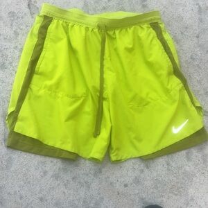 Nike Dri-Fit Men's 5" Hybrid Yellowish/Gold Lined Running Shorts Size L